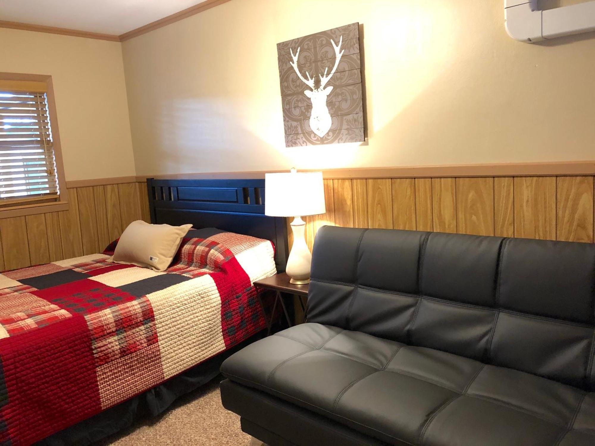 Rockerville Lodge & Cabins Кистон Номер фото