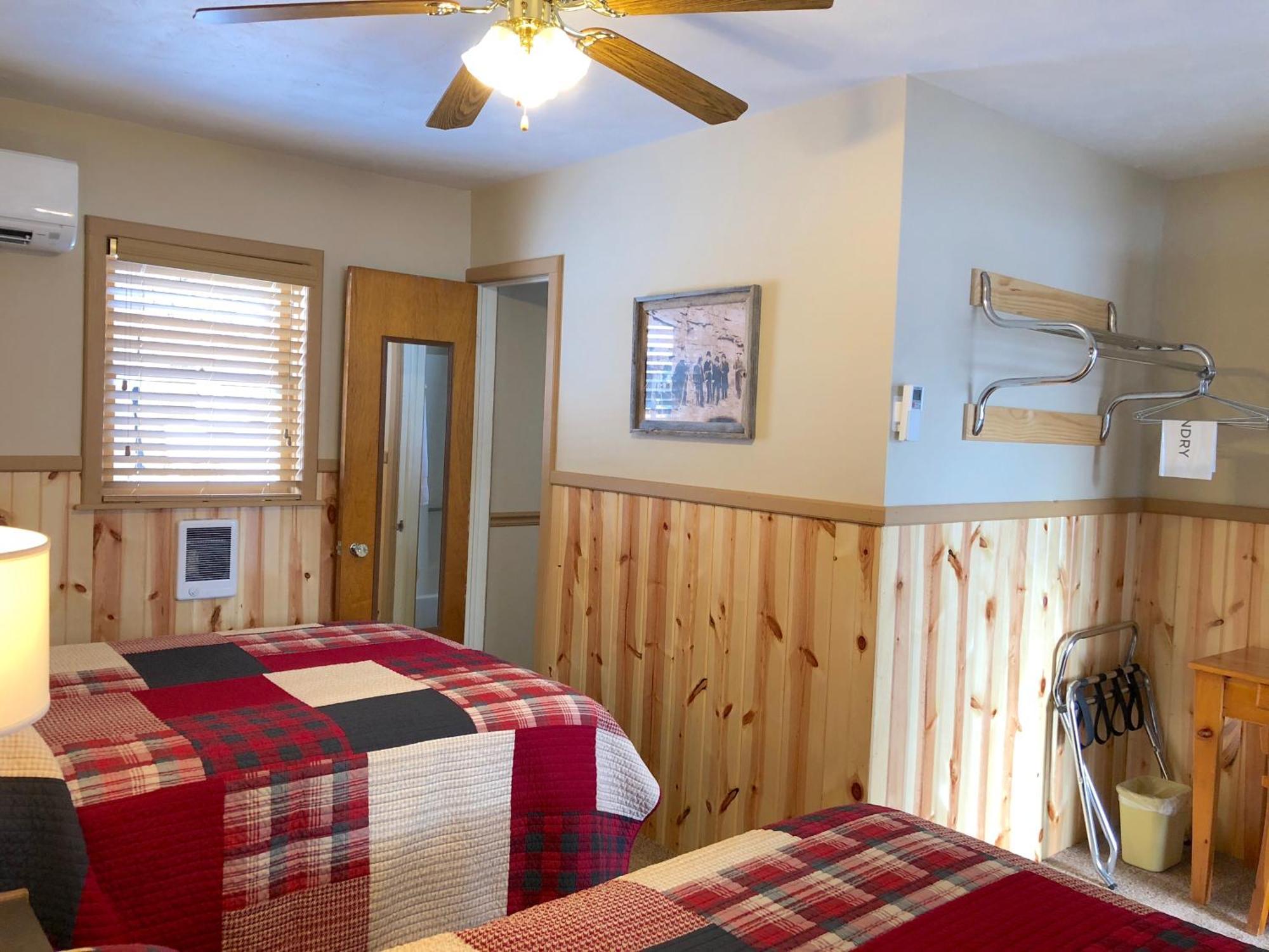 Rockerville Lodge & Cabins Кистон Номер фото