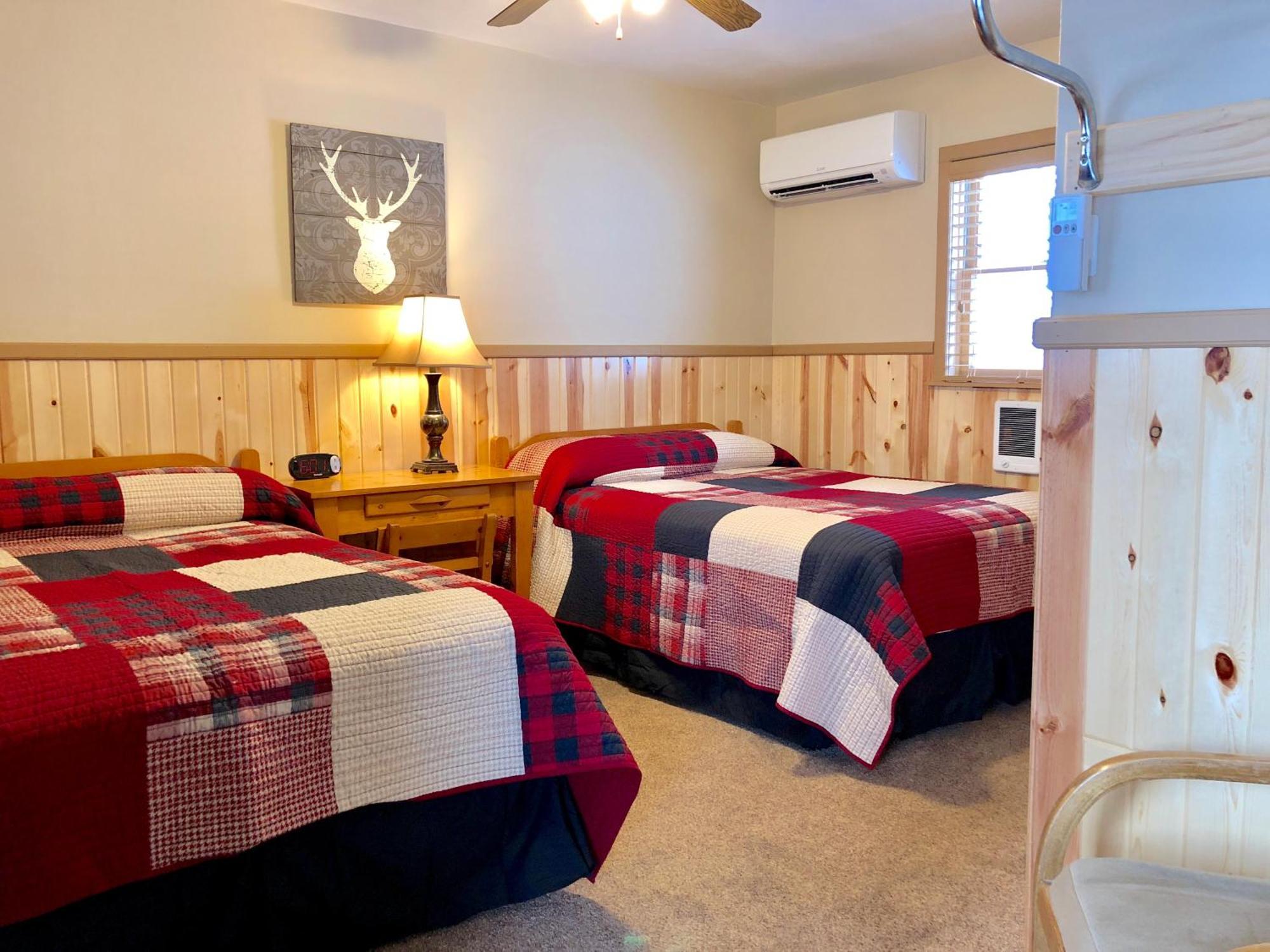 Rockerville Lodge & Cabins Кистон Экстерьер фото